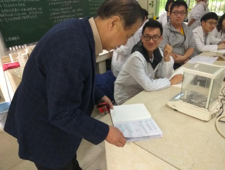 QQ截图20180412104021.jpg