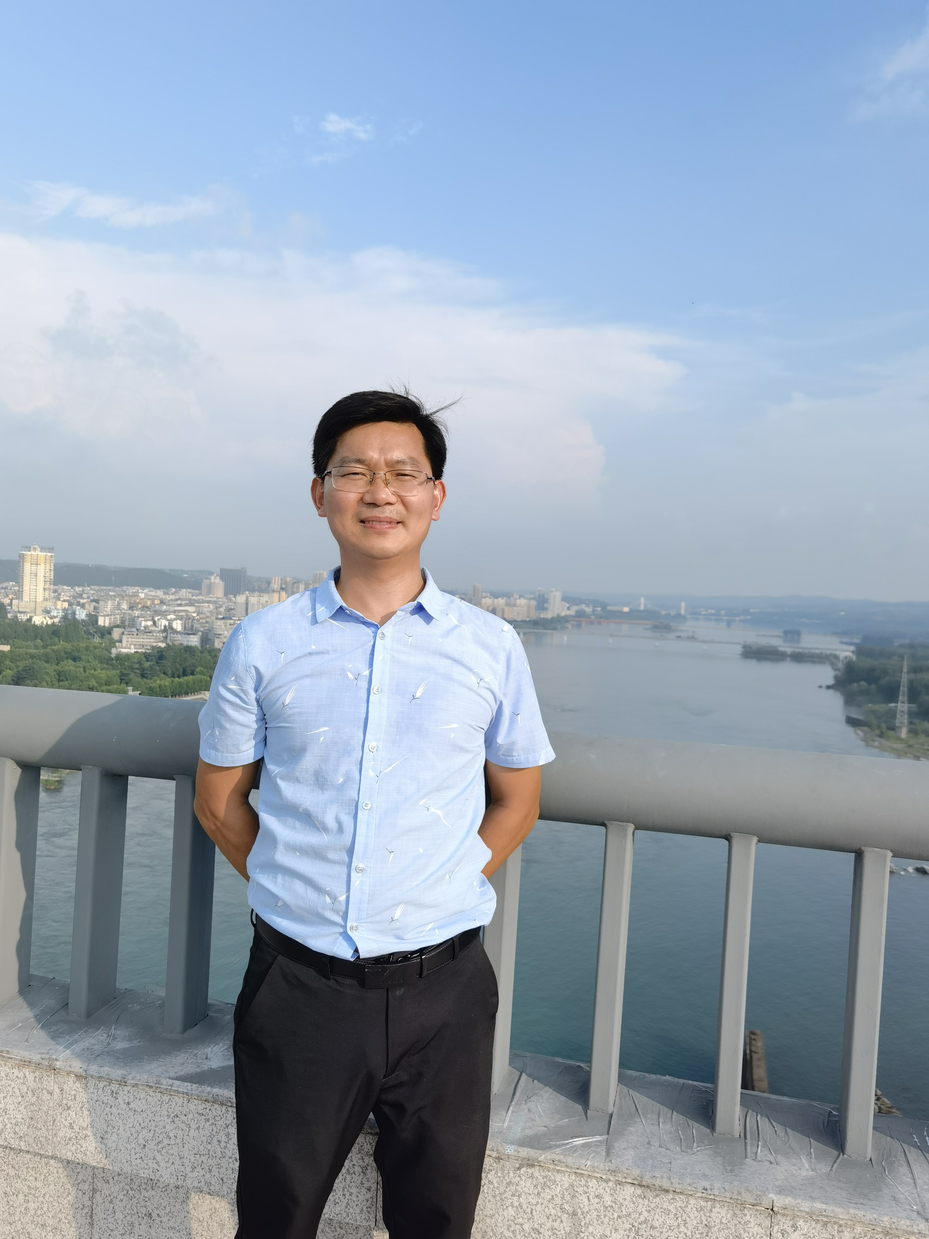 黄帅-武汉生物工程学院人事处