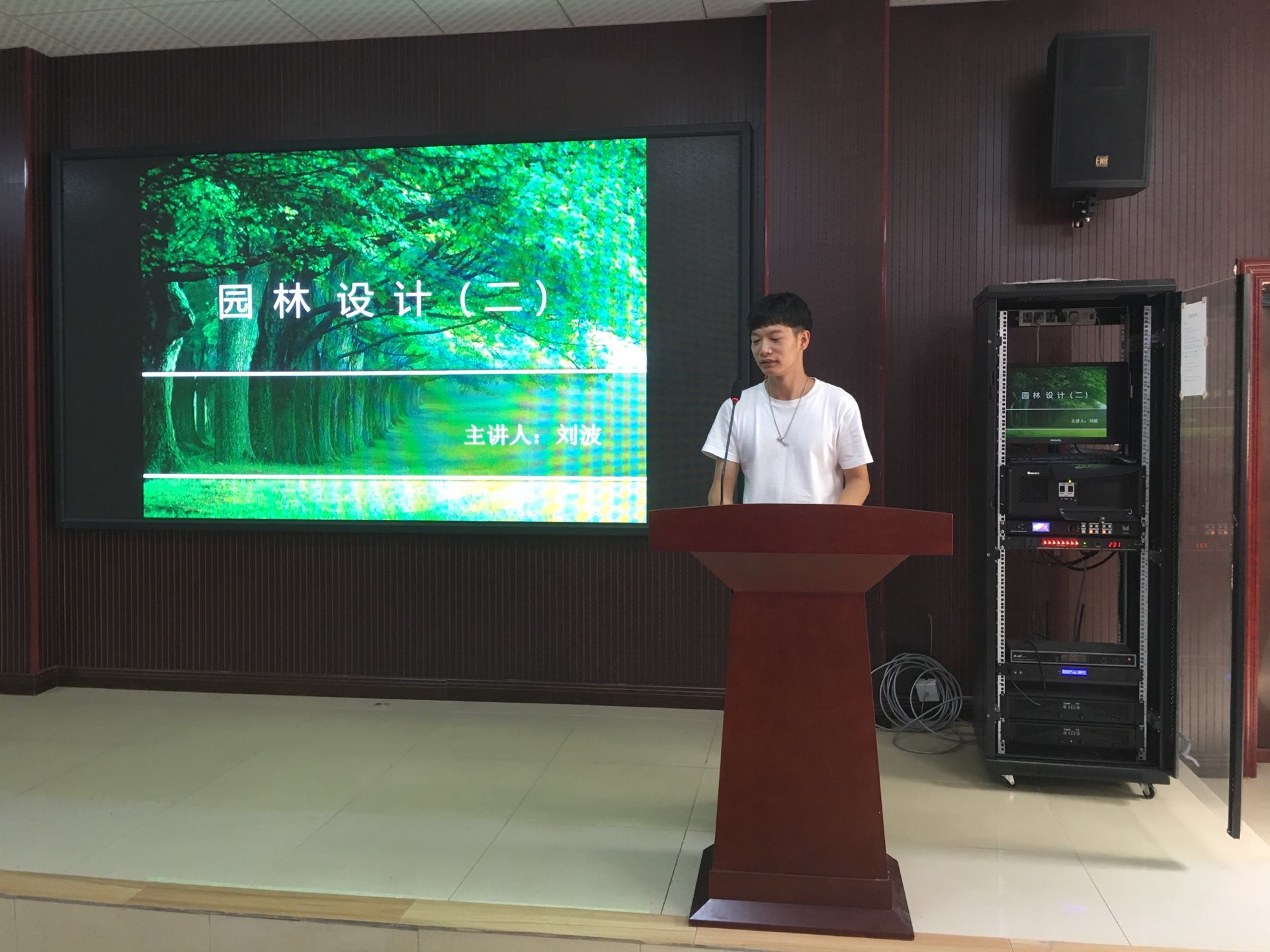 QQ图片20190830140222.jpg