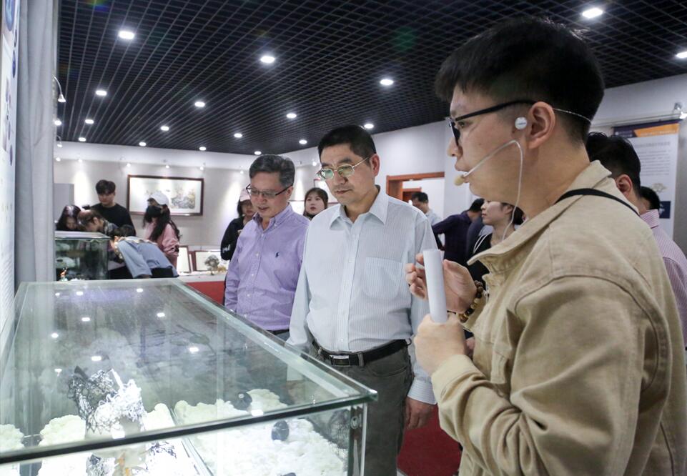 图片103.jpg