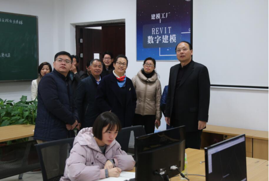 17.1229；江苏省高校就业指导服务中心率东南大学等高校来我校考察1365.png