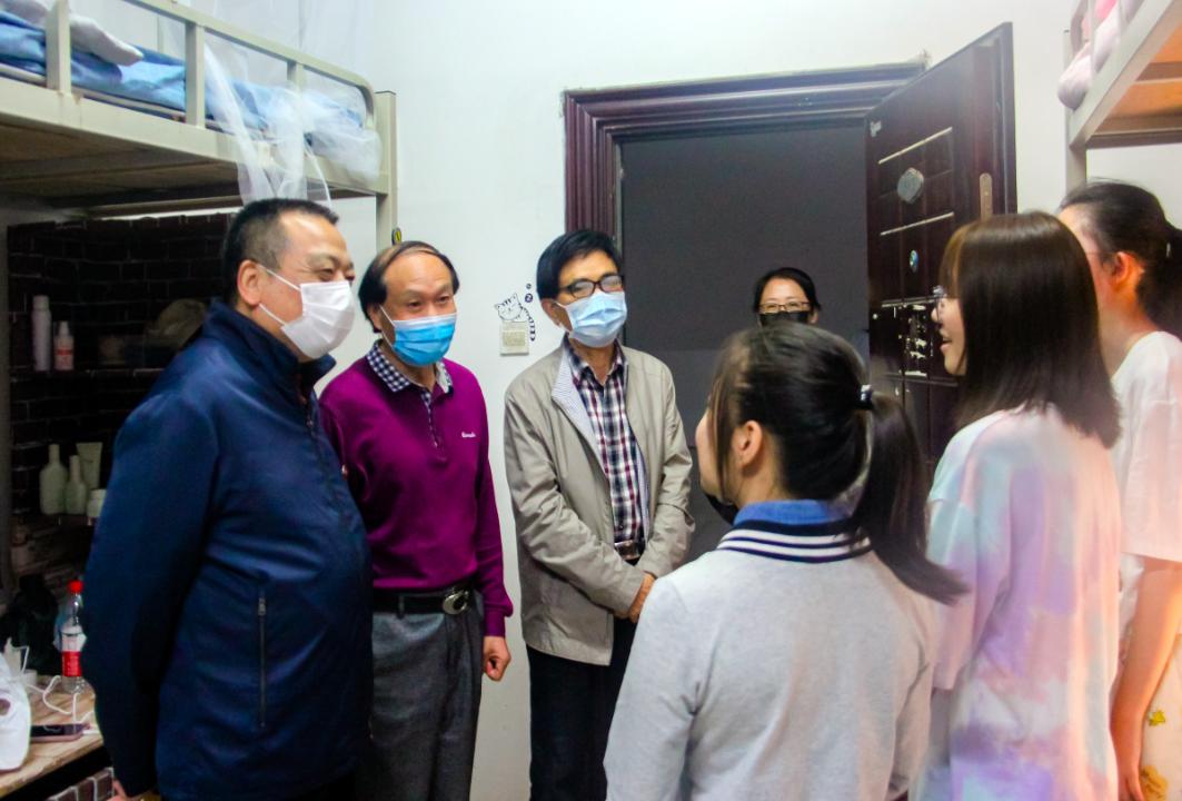 图片102.jpg