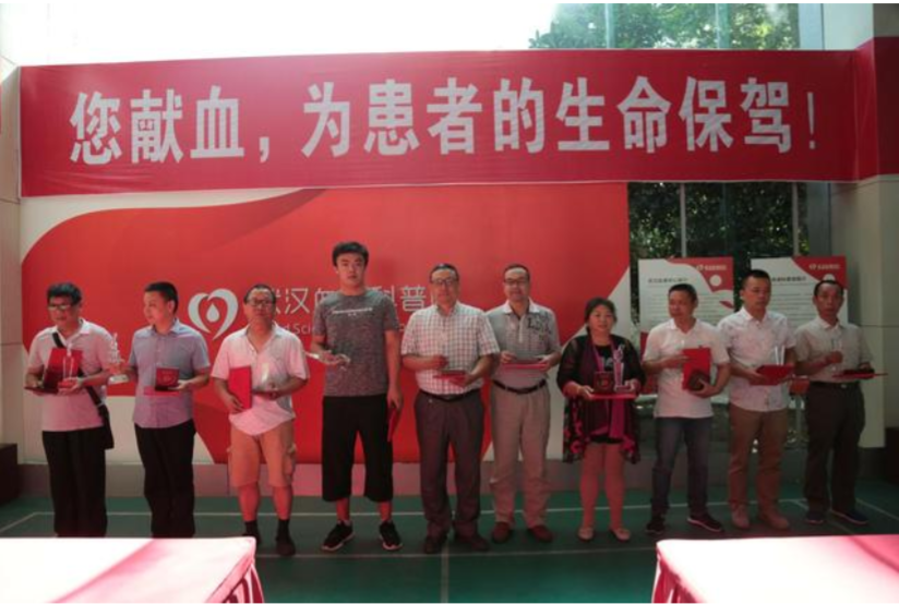 点击查看高清原图 F0E6E