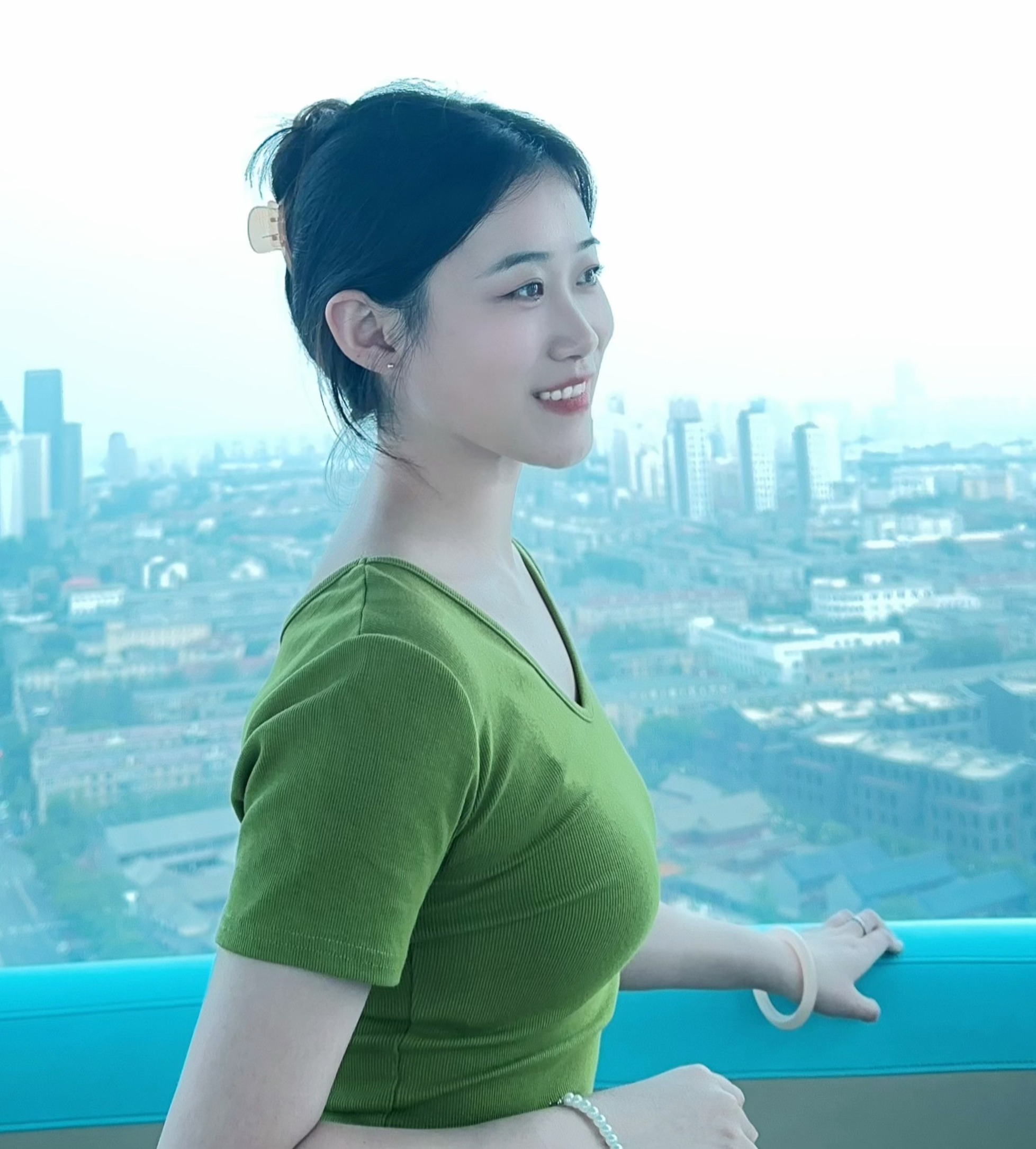杨霄