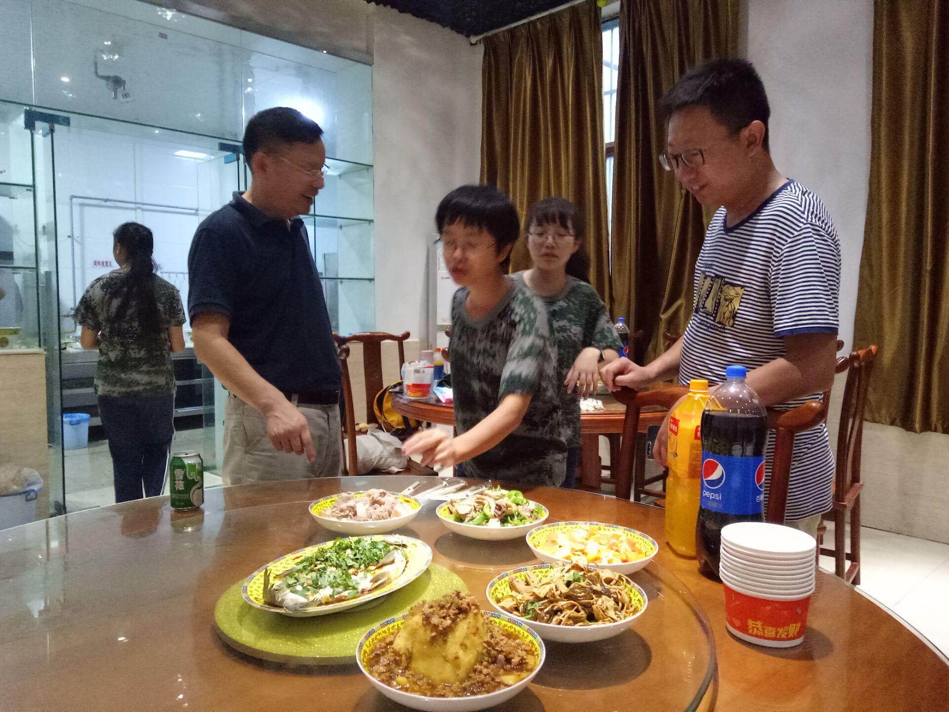 图片3.jpg 图片3.jpg