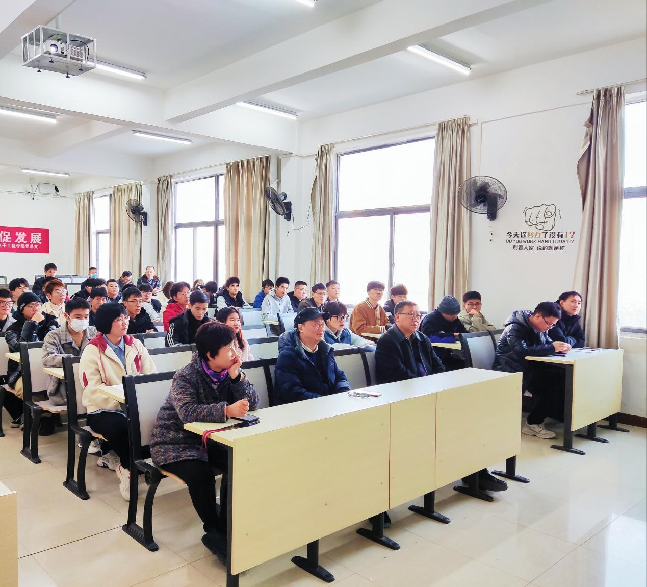 微信图片_20211206224001