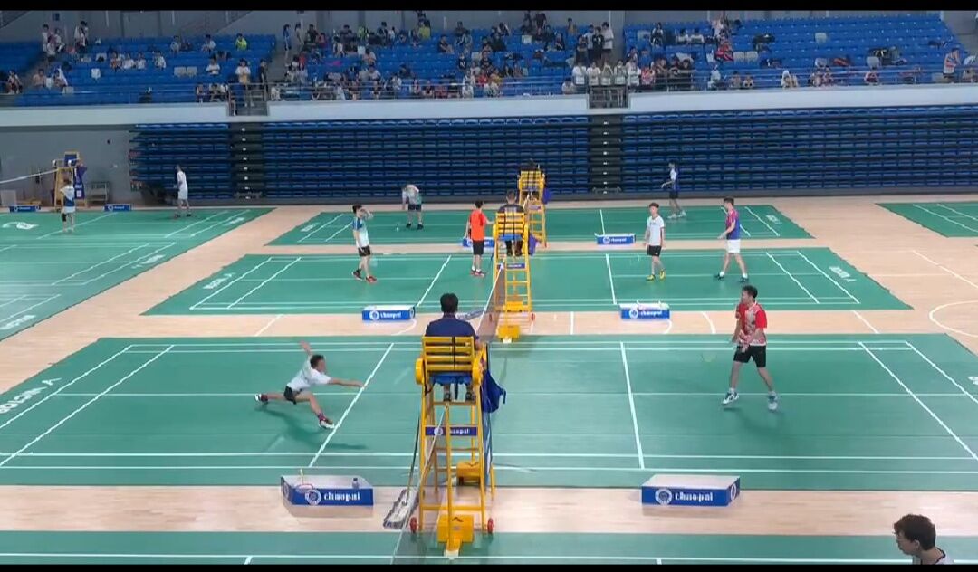 羽毛球赛图1.jpg
