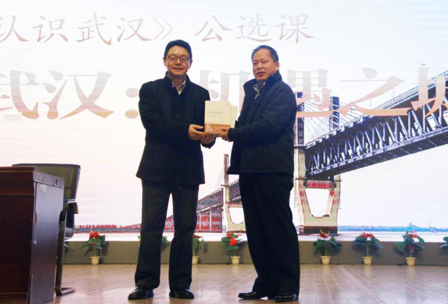 QQ截图20181122220928.jpg