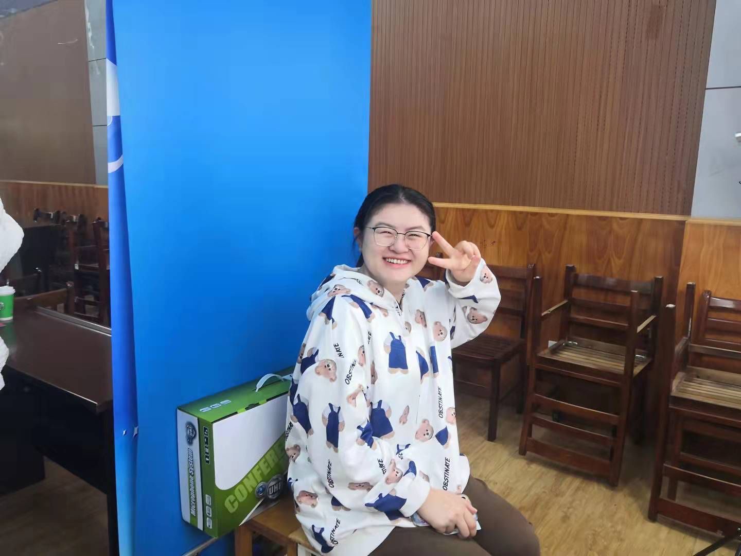 洪斌